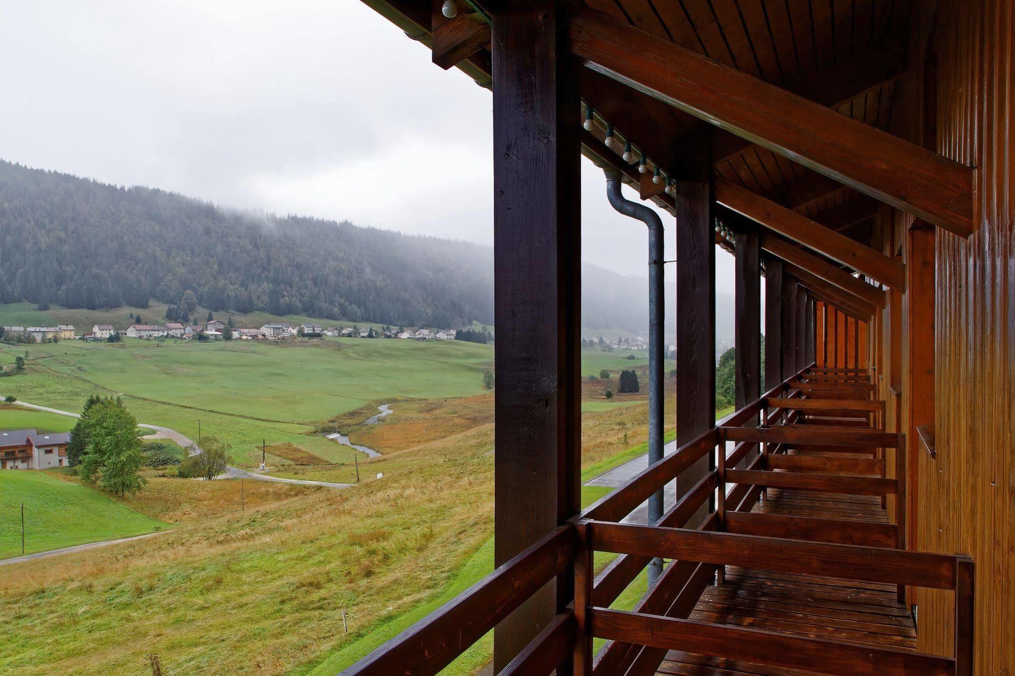 Hotel Club Le Risoux Bois-d'Amont Екстер'єр фото